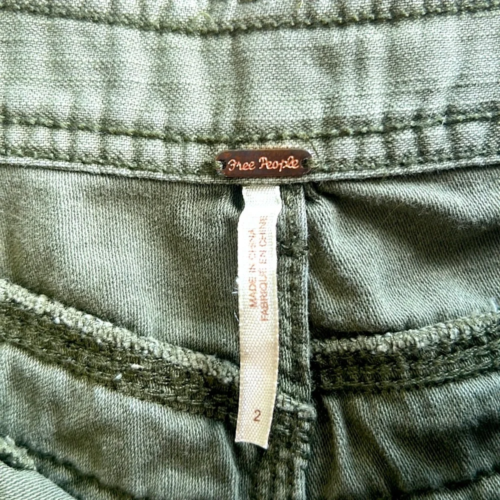 FREE PEOPLE Moss Green Great Expectations Button Fly Crochet Mini Short …